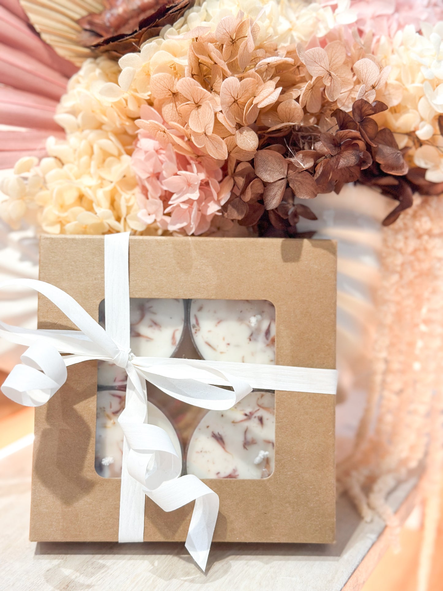 Bloom Maxi Tea Lights | Gift Box | Set of 4